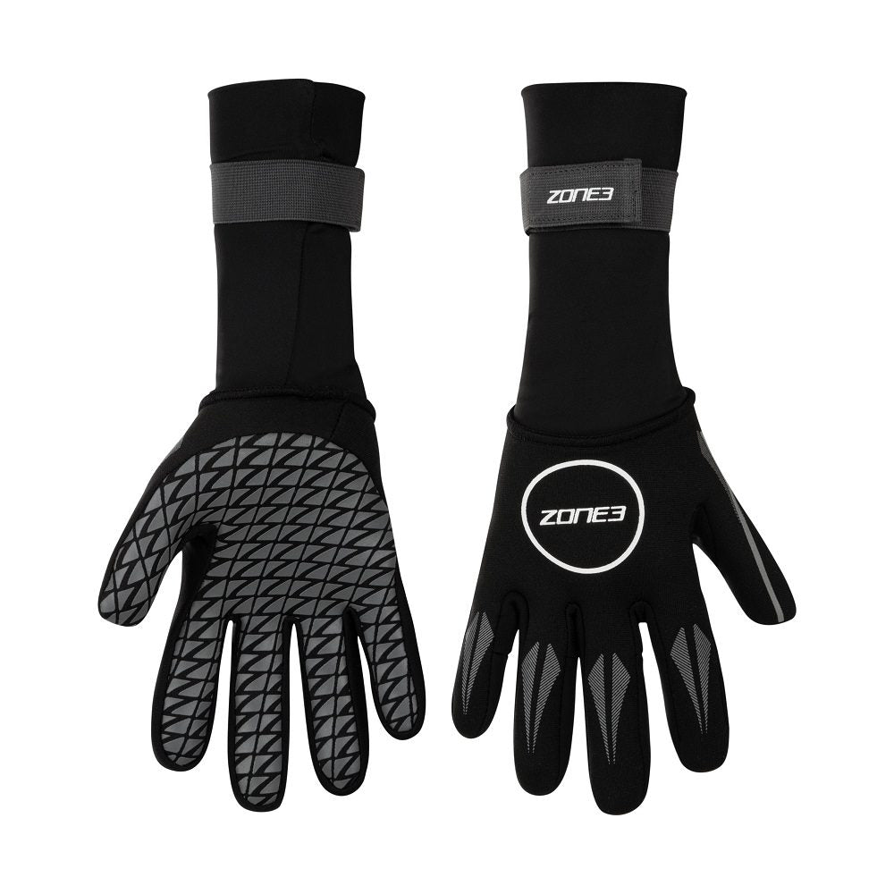 http://us.zone3.com/cdn/shop/products/neoprene_swim_gloves_neoprene_glove_black_silver_na18unsg116_f.jpg?v=1652784705&width=1024